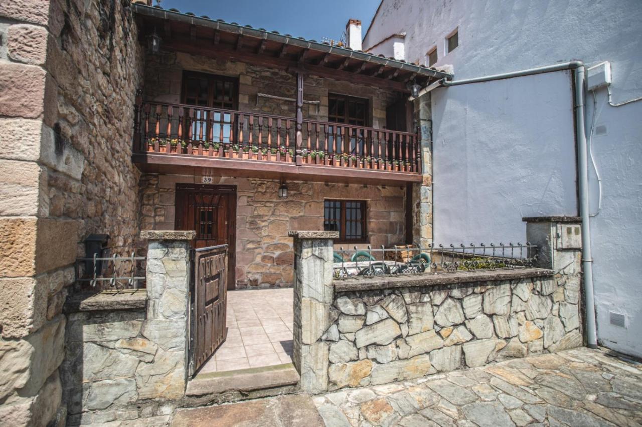 Penzion La Casa De Consuelo 3 Viérnoles Exteriér fotografie